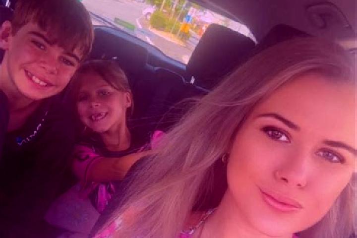 Zoe, 21 — Escort in Babinda, Australia