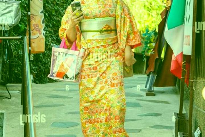 Zoe, 21 — Escort in Kitsuki, Japan