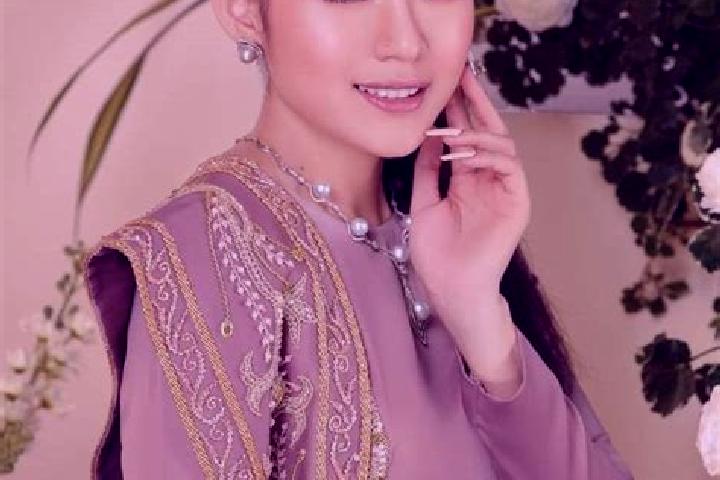 Zoe, 21 — Escort in Kyun Ka Lay, Myanmar