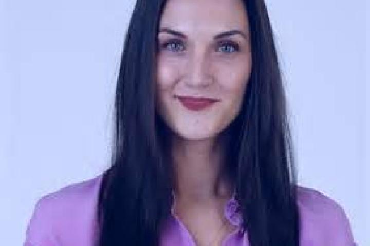 Zoe, 21 — Escort in Rauna, Latvia