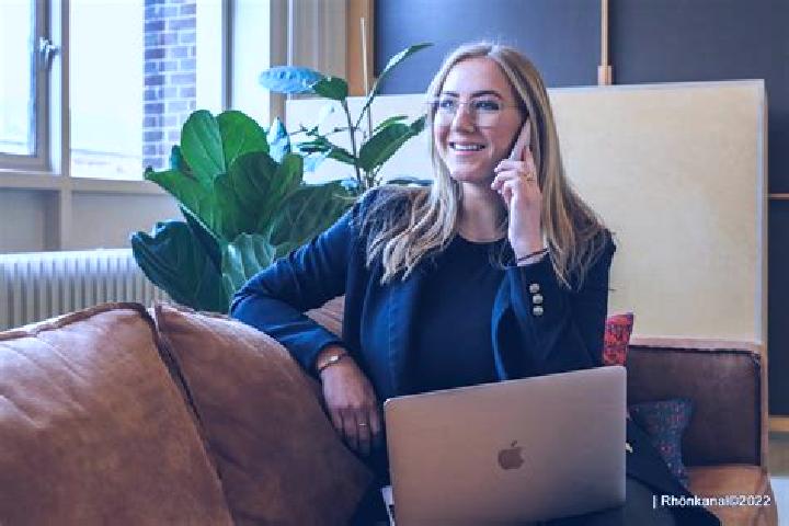 Zoe, 21 — Escort in Willmars, Germany