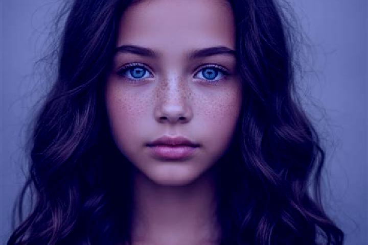Zoe, 22, a auburn grey-eyed european companion based in Jegu. Offering Massage, Dinner Date, Fetish. Available for incall and outcall, overnight bookings ava...