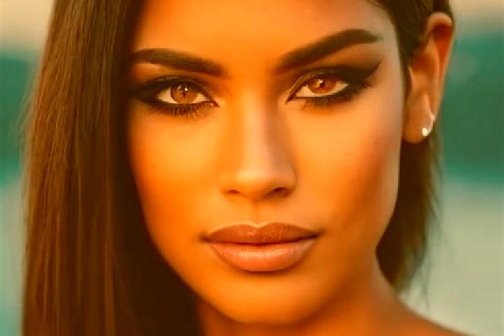 Zoe, 22, a black green-eyed latina companion based in Ersekvadkert. Offering Fetish, 69, GFE, Striptease. Available for incall and outcall, overnight booking...