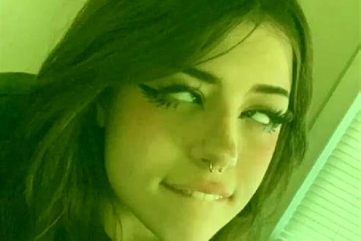 Zoe, 22, a brunette dark-eyed european companion based in Gbomeneda. Offering Roleplay, Party Girl, OWO. Available for incall and outcall, day and evening da...