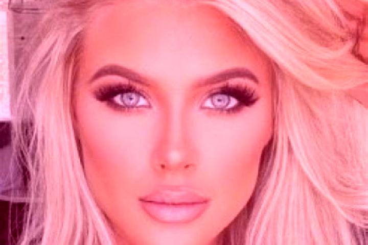 Zoe, 22, a platinum blonde amber-eyed european companion based in Kingsville. Offering GFE, Couples, Massage. Available for incall and outcall, overnight boo...
