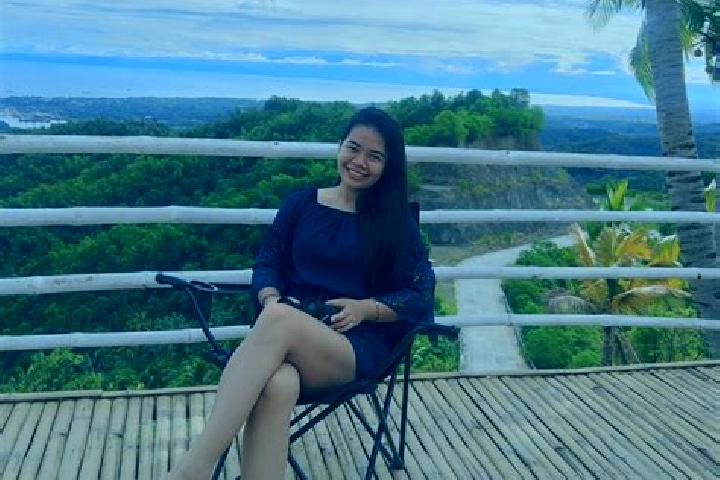 Zoe, 22 — Escort in Culit, Philippines