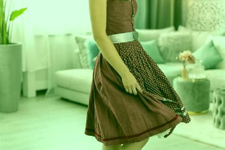 Zoe, 22 — Escort in Darova, Romania