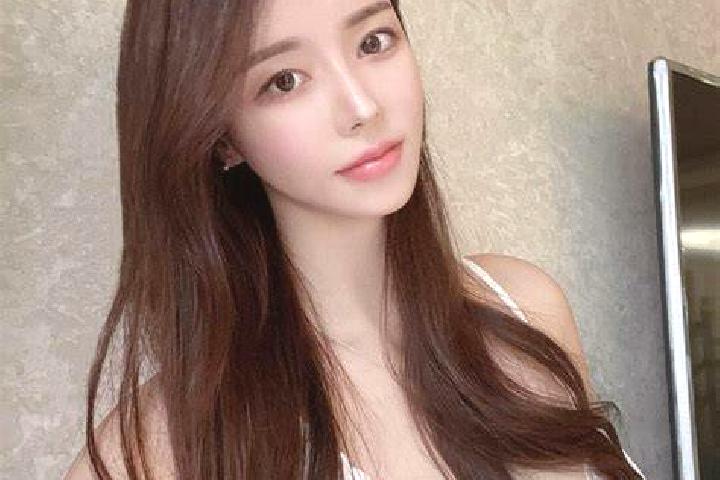 Zoe, 22 — Escort in Serikbuya, China