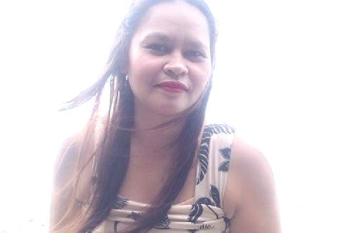 Zoe, 22 — Escort in Tignoan, Philippines