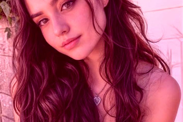 Zoe, 23, a auburn brown-eyed caribbean companion based in Drodougou. Offering GFE, Massage, Overnight, Party Girl, Prostate Massage. Available for incall and...