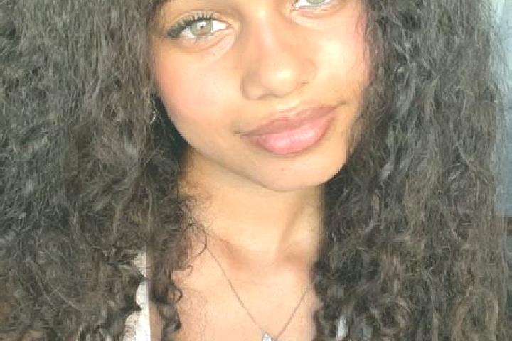 Zoe, 23, a black hazel-eyed mixed companion based in Dora. Offering 69, Roleplay, Overnight. Available for incall and outcall, day and evening dates.