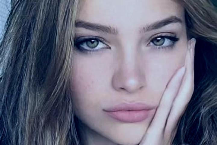 Zoe, 23, a dark blonde hazel-eyed european companion based in Alwaye. Offering Duos, Deep French Kissing, A-Level, Massage. Available for incall and outcall,...