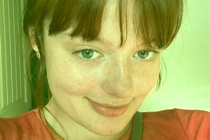Zoe, 23, a red brown-eyed european companion based in Stronie. Offering OWO, BDSM, Roleplay, Party Girl. Available for incall and outcall, overnight bookings...