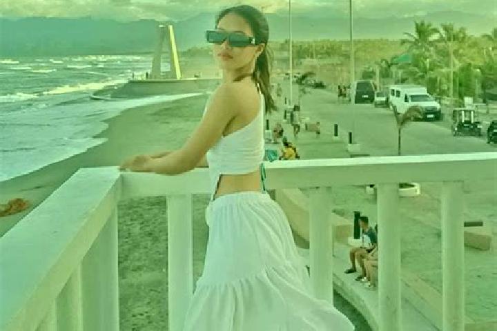 Zoe, 23 — Escort in Adams, Philippines