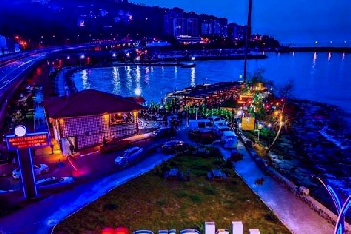 Zoe, 23 — Escort in Arakli, Turkey