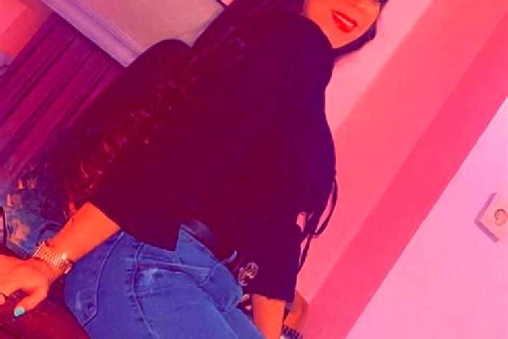 Zoe, 23 — Escort in Lama, Spain