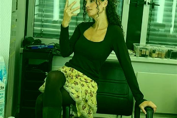 Zoe, 23 — Escort in Menz, Germany