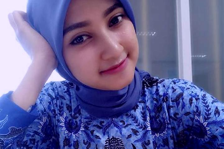 Zoe, 23 — Escort in Mungkin, Indonesia