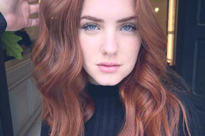 Zoe, 24, a auburn blue-eyed latina companion based in Pozo Dulce. Offering Girlfriend Experience, Roleplay, Striptease. Available for incall and outcall, ove...