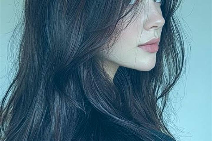 Zoe, 24, a auburn dark-eyed asian companion based in Kitovo. Offering CIM, Overnight, GFE, Erotic Massage. Available for incall and outcall, overnight bookin...