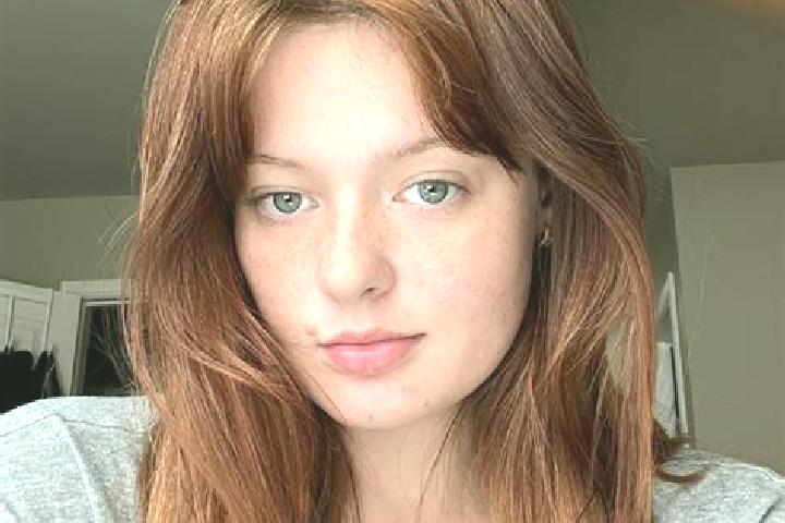Zoe, 24, a auburn grey-eyed caribbean companion based in Ottawa South. Offering Dinner Date, GFE, Duos, Fetish. Available for incall and outcall, overnight b...