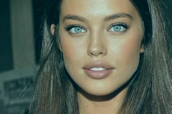 Zoe, 24, a black green-eyed mediterranean companion based in Barru. Offering CIM, Tantra, Domination. Available for incall and outcall, overnight bookings av...