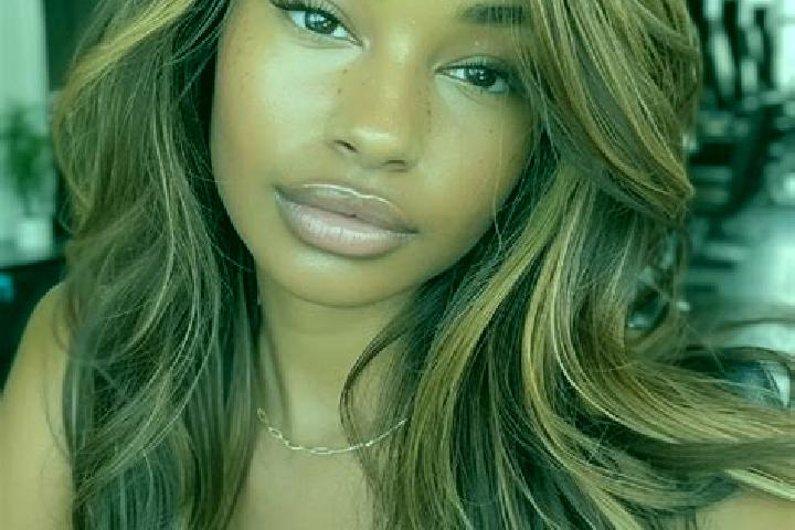Zoe, 24, a dark blonde dark-eyed caribbean companion based in Swannanoa. Offering Fetish, OWO, Tantra, CIM, Girlfriend Experience. Available for incall and o...
