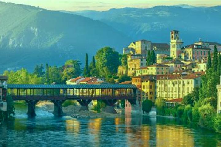 Zoe, 24 — Escort in Cismon del Grappa, Italy