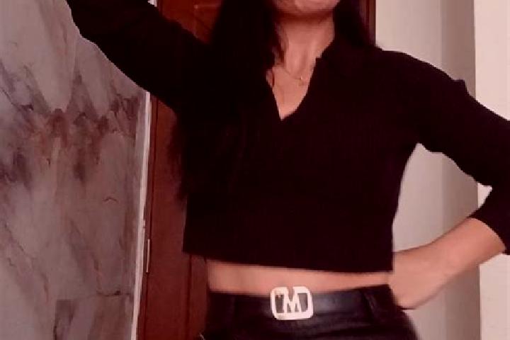 Zoe, 24 — Escort in Danceu, Romania