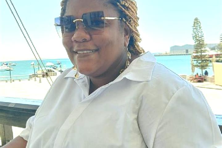 Zoe, 24 — Escort in Okahao, Namibia