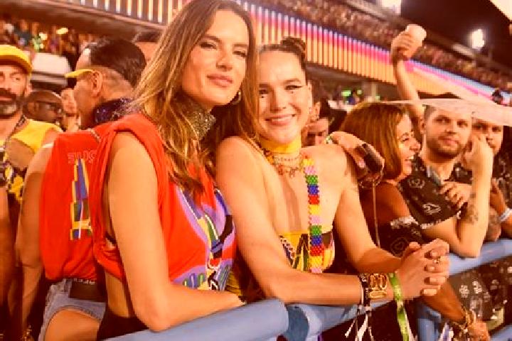 Zoe, 24 — Escort in Paz de Rio, Colombia