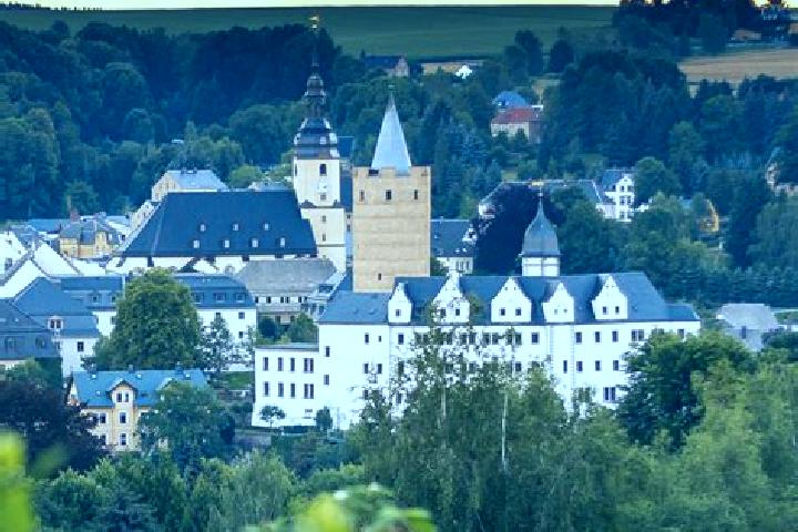 Zoe, 24 — Escort in Zschopau, Germany