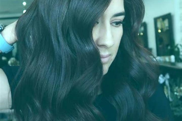 Zoe, 25, a auburn dark-eyed slavic companion based in Daqing. Offering Overnight, GFE, Striptease. Available for incall and outcall, day and evening dates.