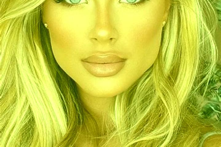 Zoe, 25, a blonde hazel-eyed latina companion based in Hackenheim. Offering CIM, Domination. Available for incall and outcall, overnight bookings available.