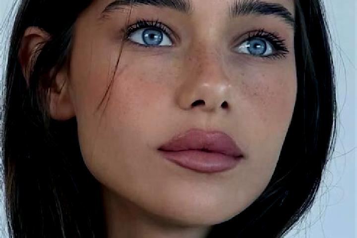 Zoe, 25, a brunette brown-eyed middle eastern companion based in Castelluzzo. Offering A-Level, Prostate Massage, Couples. Available for incall and outcall, ...