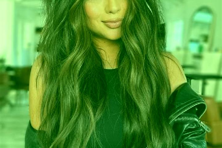 Zoe, 25, a brunette dark-eyed caribbean companion based in Velille. Offering Massage, Prostate Massage, Couples. Available for incall and outcall, overnight ...