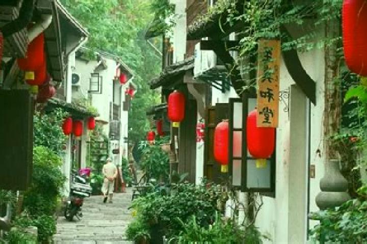 Zoe, 25 — Escort in Xiaohe, China