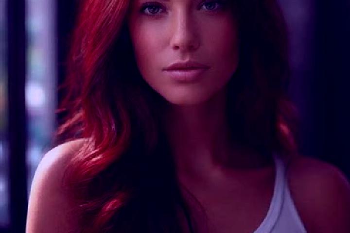 Zoe, 26, a auburn hazel-eyed caribbean companion based in Petrovsk. Offering Tantra, Domination, Couples, A-Level. Available for incall and outcall, overnigh...