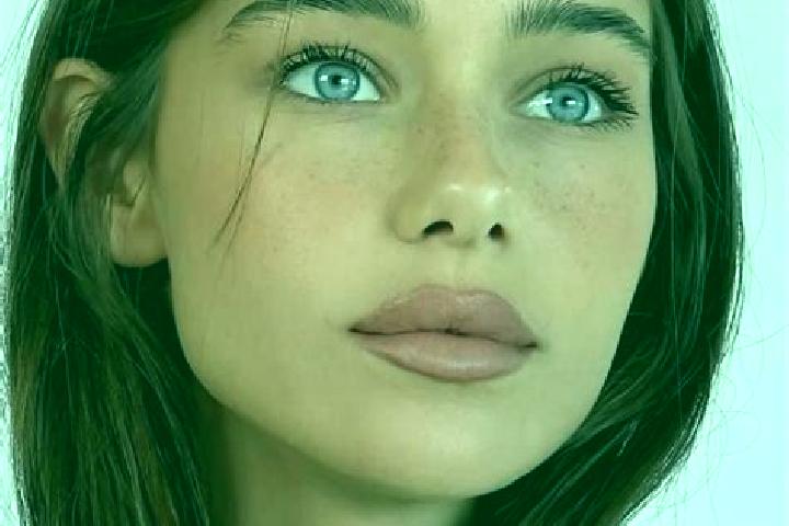 Zoe, 26, a brunette blue-eyed middle eastern companion based in Vembadithalam. Offering Prostate Massage, 69, Massage. Available for incall and outcall, day ...