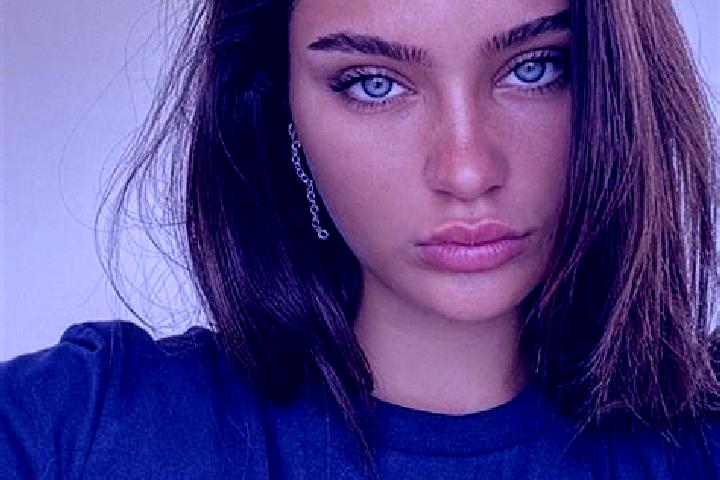 Zoe, 26, a brunette blue-eyed mixed companion based in Whitby. Offering OWO, GFE, Travel Companion, Fetish. Available for incall and outcall, overnight booki...