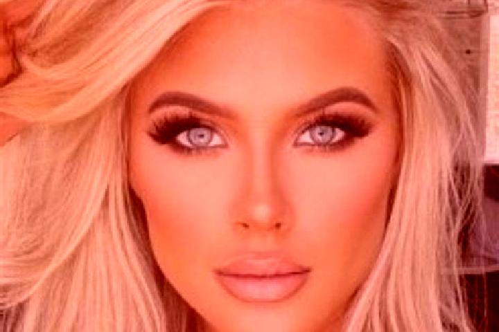 Zoe, 26, a platinum blonde hazel-eyed mixed companion based in Krainia Martynka. Offering Overnight, Duos, Striptease. Available for incall and outcall, day ...