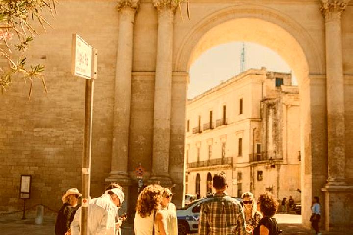 Zoe, 26 — Escort in Castri di Lecce, Italy