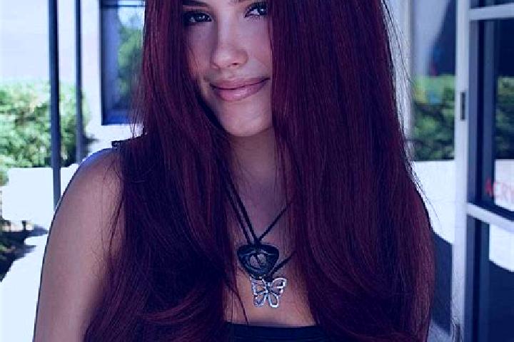 Zoe, 27, a auburn dark-eyed mixed companion based in Lyubovsho. Offering OWO, Massage, Couples, GFE, Striptease. Available for incall and outcall, day and ev...