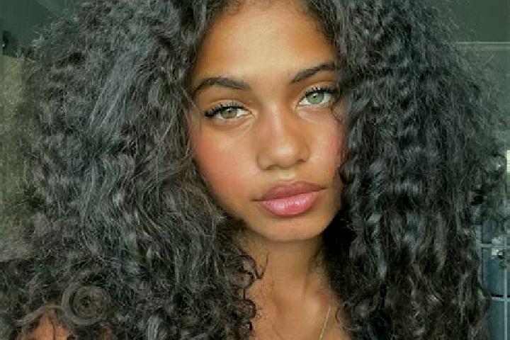 Zoe, 27, a black grey-eyed ebony companion based in Rehmen. Offering Party Girl, Massage, A-Level, BDSM, Girlfriend Experience. Available for incall and outc...