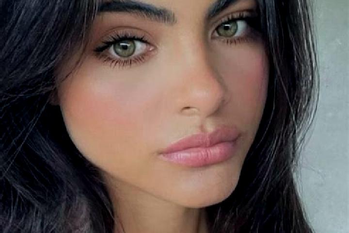 Zoe, 27, a black grey-eyed indian companion based in El Battan. Offering Roleplay, Couples, GFE, Overnight. Available for incall and outcall, overnight booki...