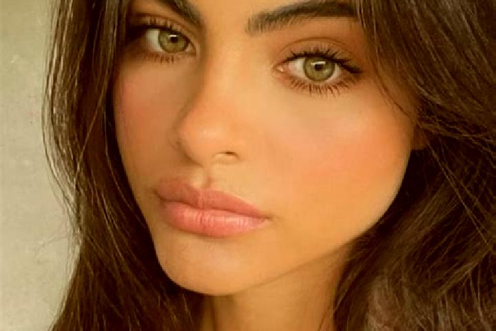 Zoe, 27, a black hazel-eyed caucasian companion based in Sai Mun. Offering Dinner Date, CIM, Couples, GFE, Overnight. Available for incall and outcall, overn...