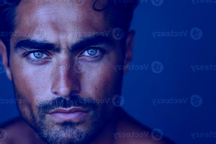 Zoe, 27, a chestnut grey-eyed middle eastern companion based in Smithfield. Offering Massage, Duos, Dinner Date, Couples. Available for incall and outcall, o...