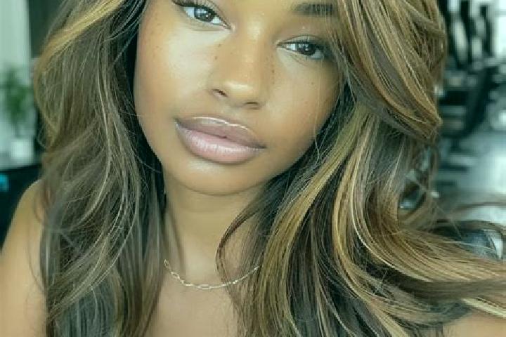 Zoe, 27, a dark blonde brown-eyed ebony companion based in Binhoulera. Offering Tantra, Fetish, Massage. Available for incall and outcall, overnight bookings...