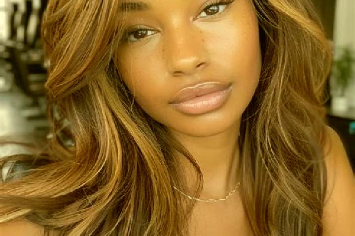 Zoe, 27, a dark blonde brown-eyed ebony companion based in Horni Terlicko. Offering Overnight, Prostate Massage, OWO. Available for incall and outcall, overn...