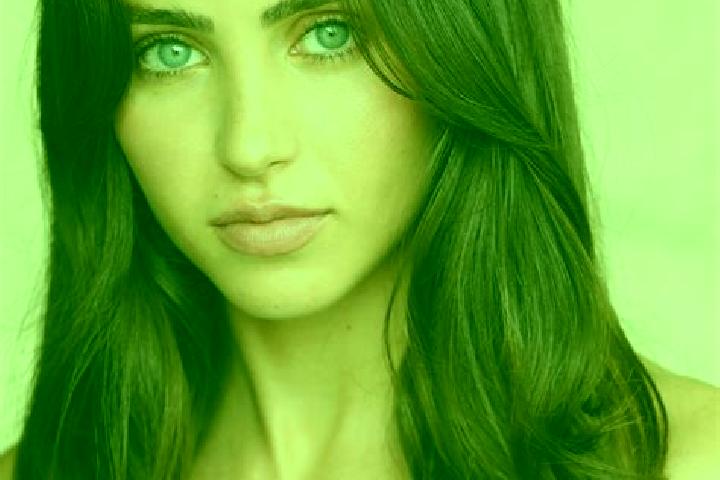 Zoe, 27, a dark blonde brown-eyed latina companion based in Cegled. Offering Striptease, Roleplay, Erotic Massage. Available for incall and outcall, overnigh...